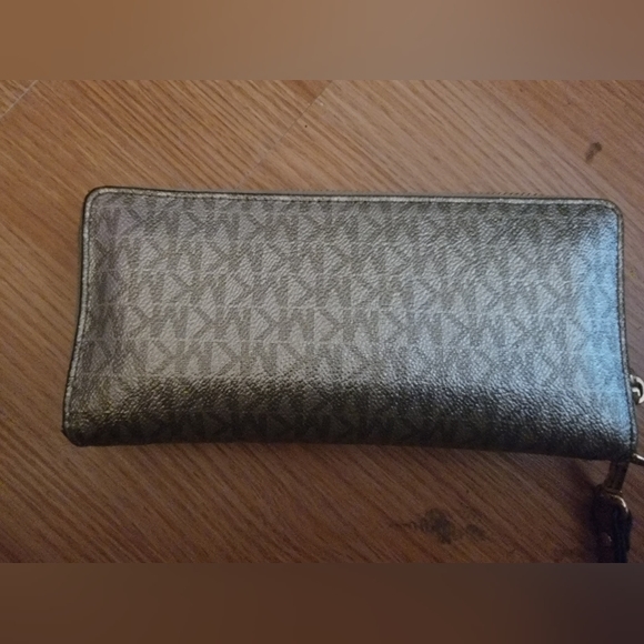 Wallet - Picture 3 of 4